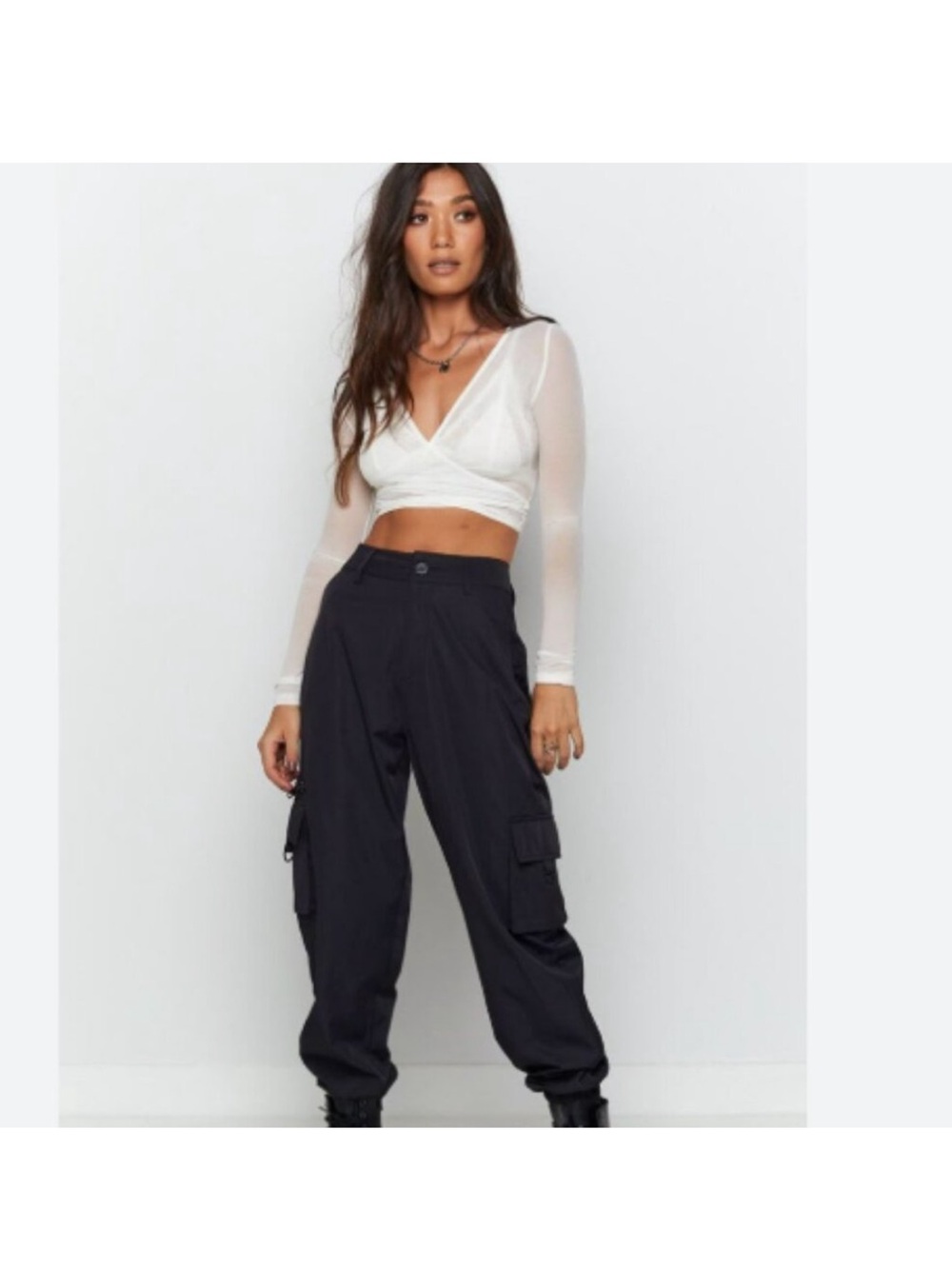 Nana Judy High-Waist Black Cargo Pants for Women (size small)